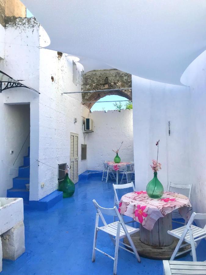Chicchisanti Hotel Castrignano del Capo Exterior photo